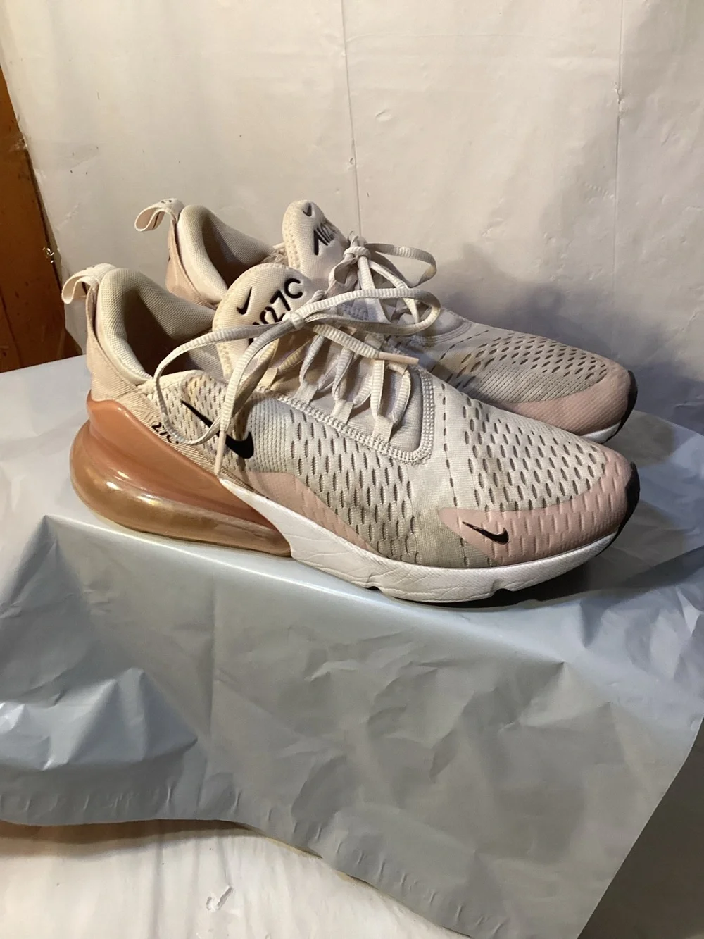 Nike Air Max 270 Light Soft Pink Running Shoes AH6789-604 Women Size 11